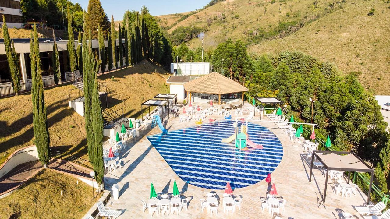 Hotel Golden Park All Inclusive Pocos De Caldas By Nacional Inn Eksteriør bilde Aerial view of the swimming pool