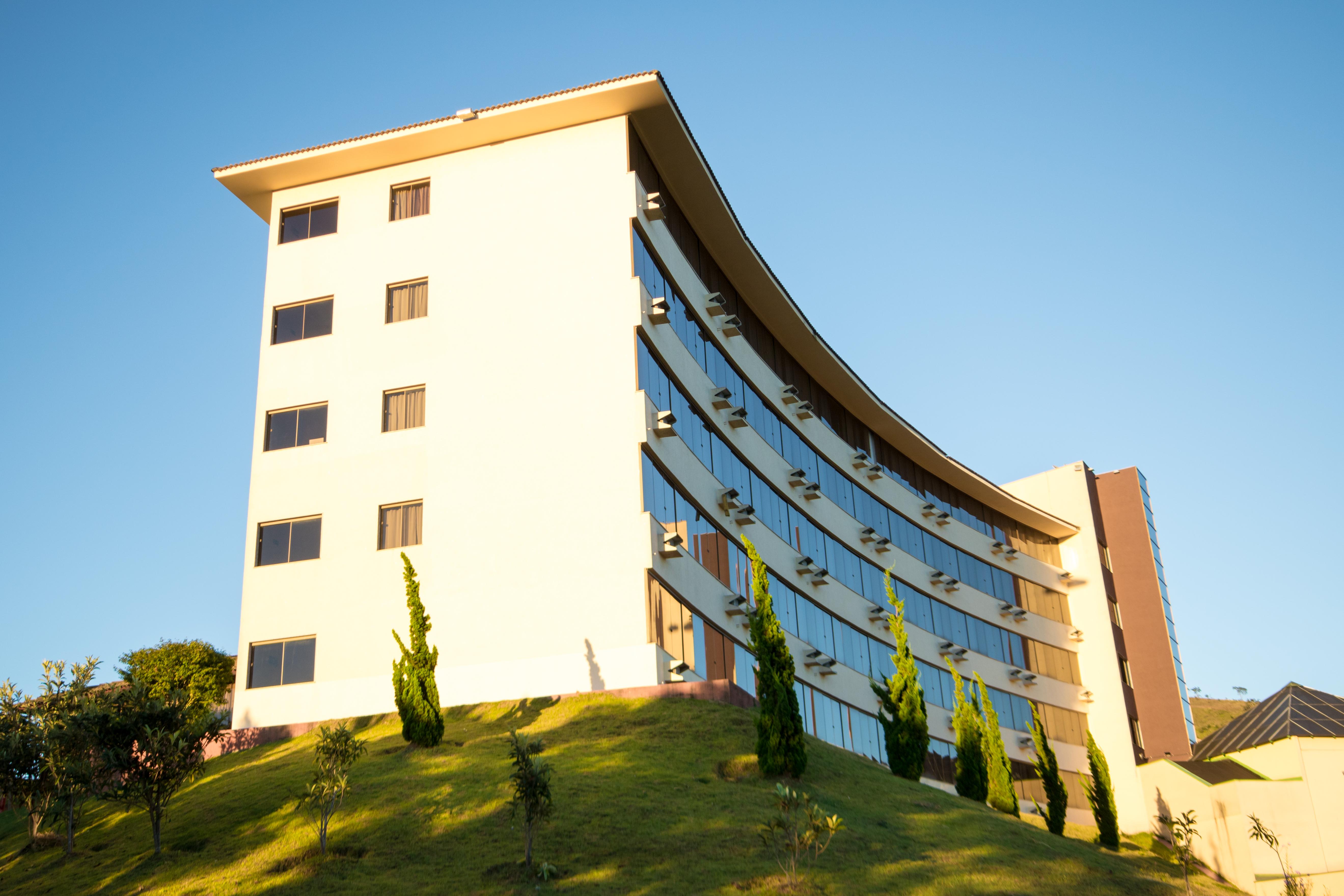 Hotel Golden Park All Inclusive Pocos De Caldas By Nacional Inn Eksteriør bilde The University of the South Pacific's Emaluca Campus