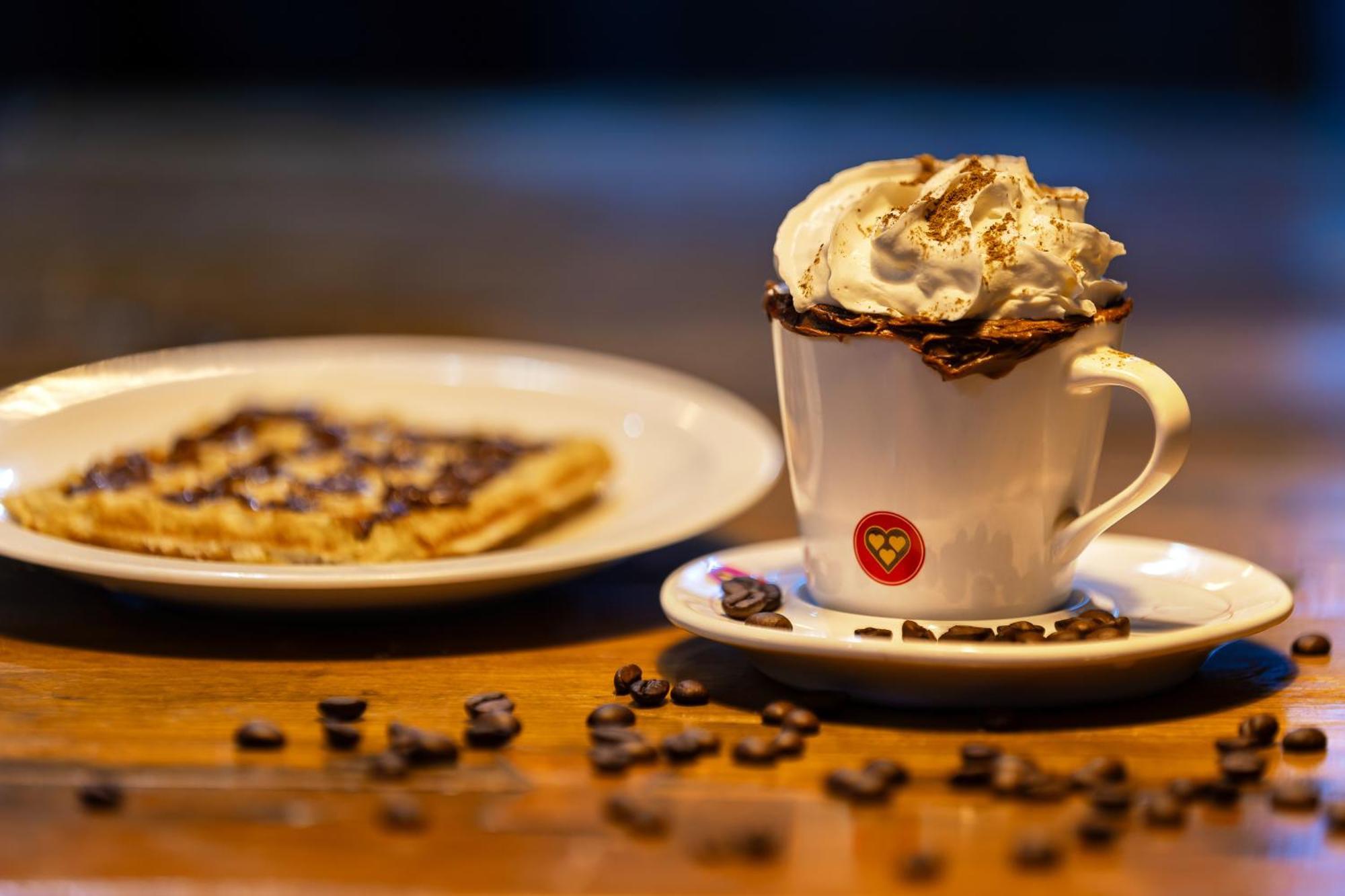 Hotel Golden Park All Inclusive Pocos De Caldas By Nacional Inn Eksteriør bilde A cup of coffee